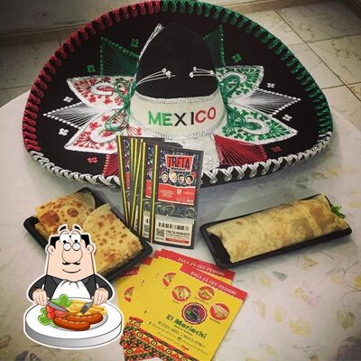 Platos en El Mariachi
