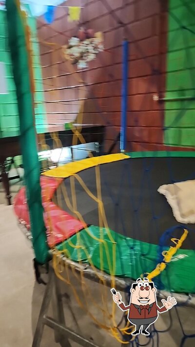 Comida em Pizzaria Taverna