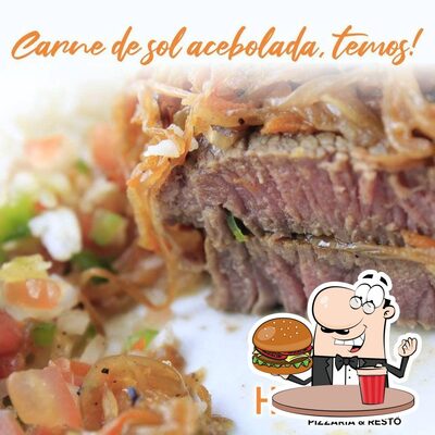 Experimente um dos hambúrgueres oferecidos no Hookipa pizzaria