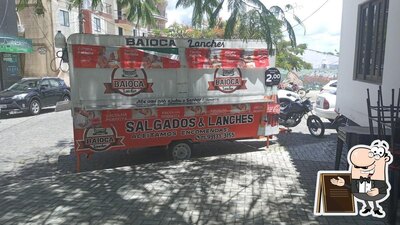 Veja imagens do exterior do Baioca Lanches