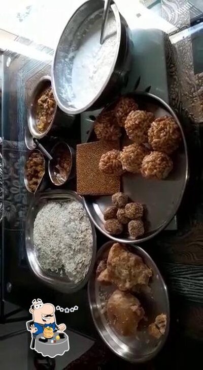 Food at Gajraj Sweets