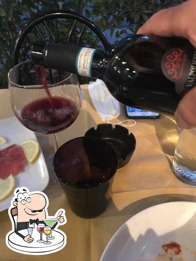 Prova liquori e drink o cocktail alcolici