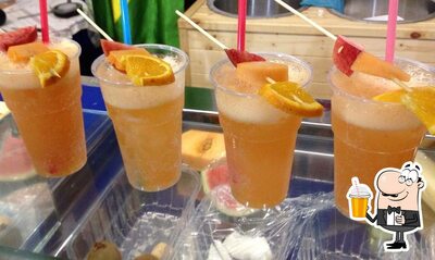 Puoi ordinare un drink dal menu
