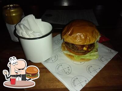 Delicie-se com um hambúrguer no Rota Burger