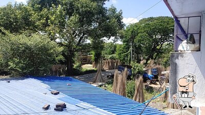 Check out how Sajad Tea Shop looks outside