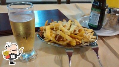 Prove batatas fritas no Toldu's Café