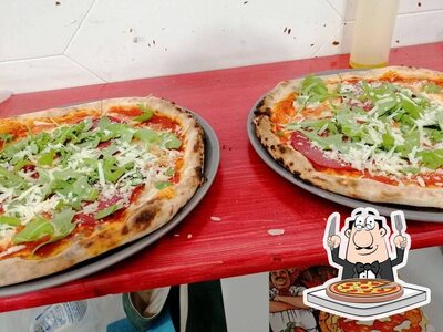 Prenditi tra le svariate varianti di pizza