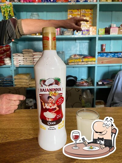 Comida em Bar e mercearia Valfrido