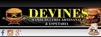 Delicie-se com um hambúrguer no Devine's
