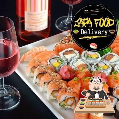 Peça diversas opções de sushi