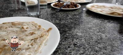 Food at Deenar Tea Counter