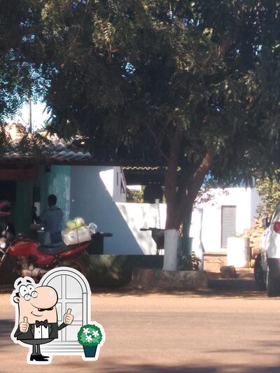 Descubra a parte externa do Barraca do Zé
