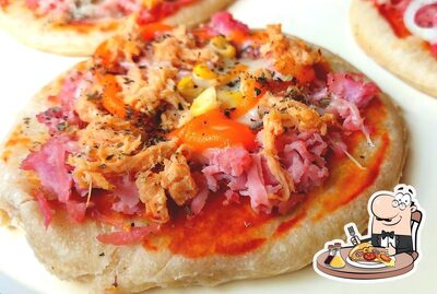 Escolha pizza no Merce Point Lanches