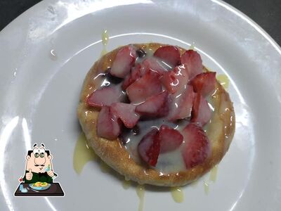 Platos en Pizzaria e esfiharia