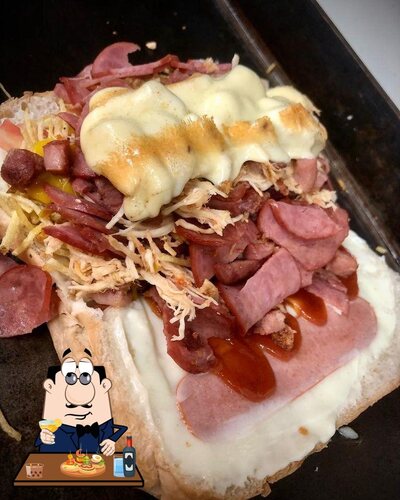 O Londrina Lanches provê sanduíches e outras refeições de almoço