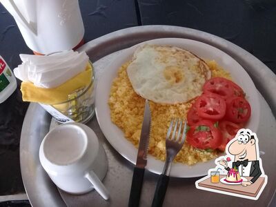 Churrascaria rancho 103 provê uma escolha de sobremesas