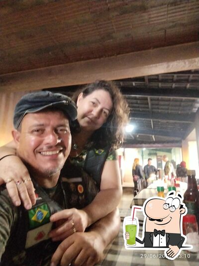 Venha provar diferentes bebidas servidos no Restaurante Zé Reis