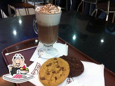 Não esqueça de pedir uma sobremesa no McCafé