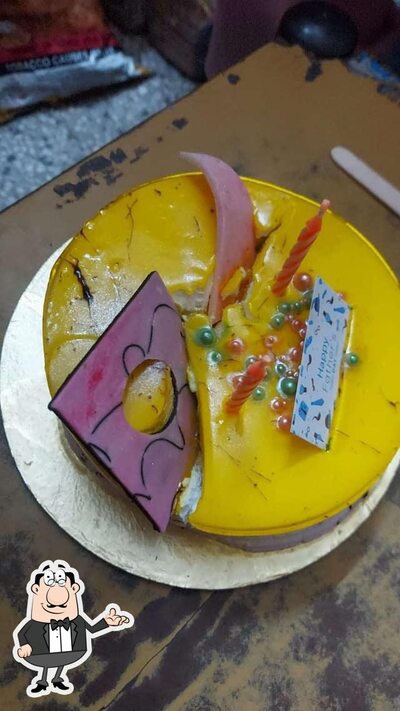 Check out how Garhwal Bakery looks inside