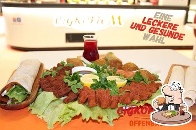 Faites-vous plaisir avec un hamburger à Cigköftem