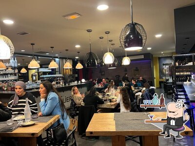 Installez-vous à l'une des tables de New Delhi (fauceille) Restaurant indien et pakistanais à Perpignan