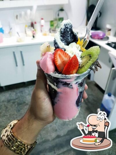 Não esqueça de pedir uma sobremesa no Fat Burger - Açaí e Milkhake