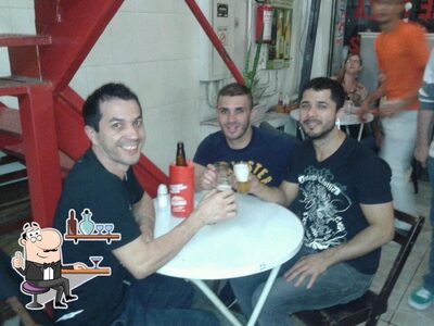 Veja imagens do interior do E.R. Pizzaria e Pastelaria