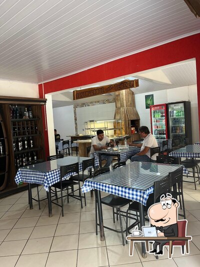 O interior do Restaurante Donna Therezza