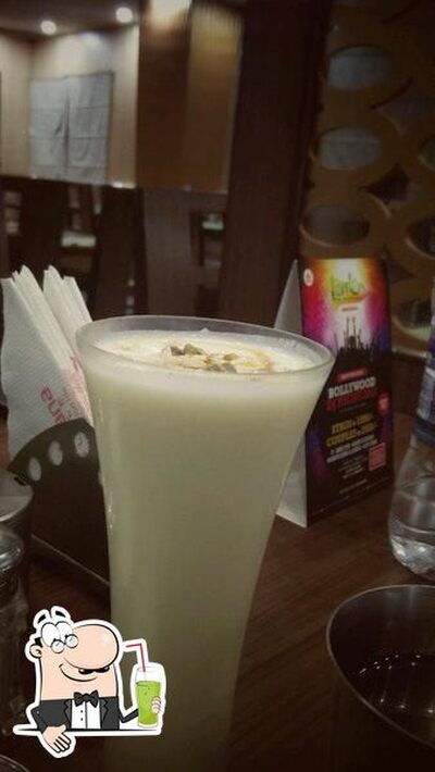Nandana Palace provides a selection of beverages