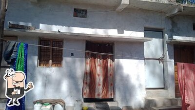The exterior of Kapil tiffin centre