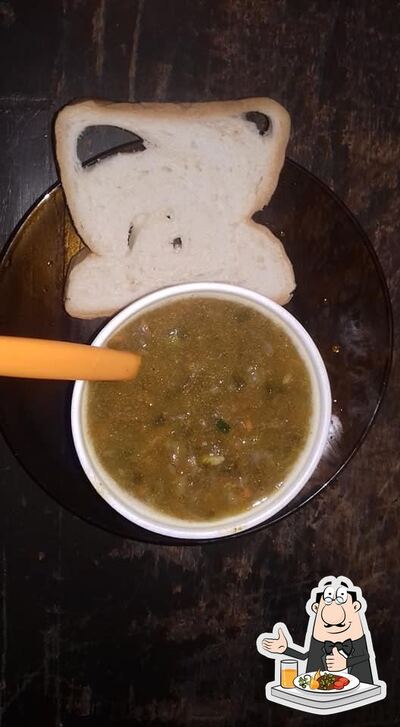 Comida em Restaurante e Mercearia Da Vó