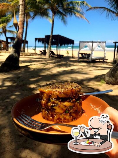 Platos en Makan Praia Bar