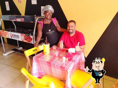 Desfrute de um drinque no Parada Obrigatória - Point de Val e Bia
