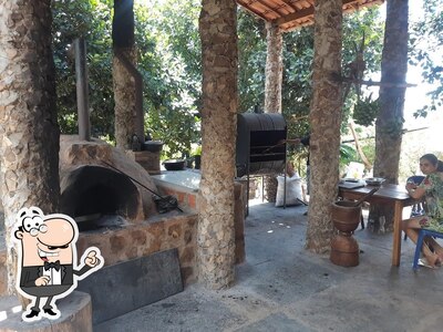 Descubra o exterior do Rancho do Dino