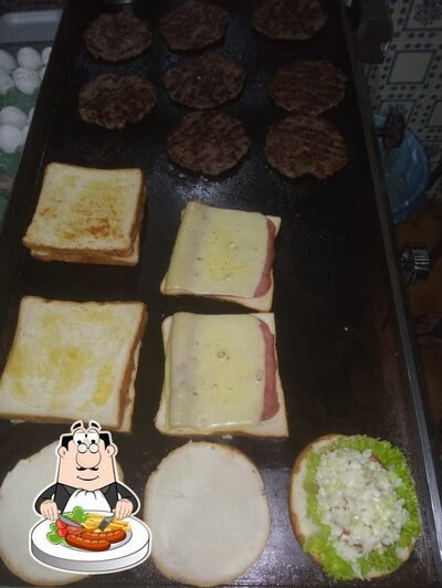 Platos en Katia lanches