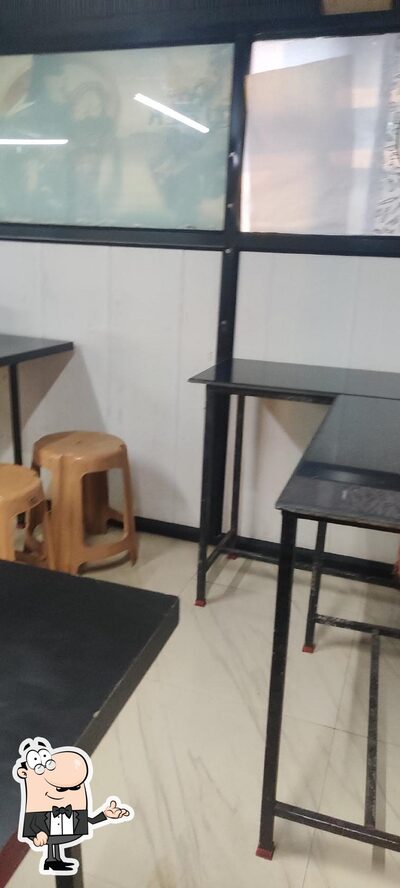Check out how Karotie Mess looks inside