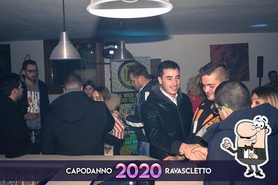 Siediti a un tavolo di APRES SKI - La Scaletta Ravascletto