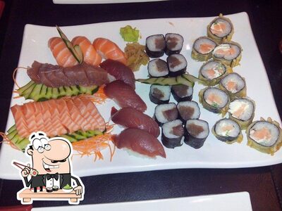 Peça diversas opções de sushi