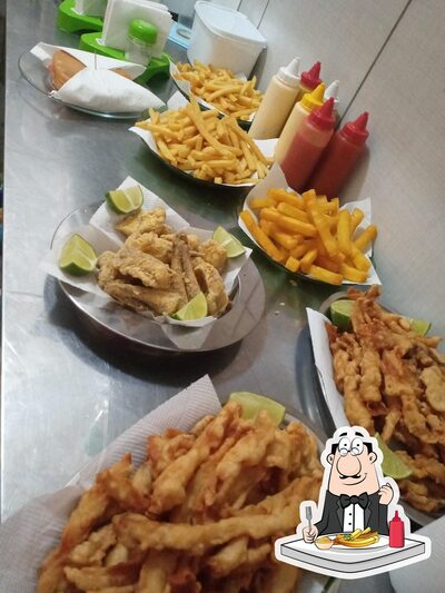Prove cbatatas fritas francesas no Sorveteria e Lanchonete da Tere