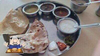 Food at Sham Bhojnalaya