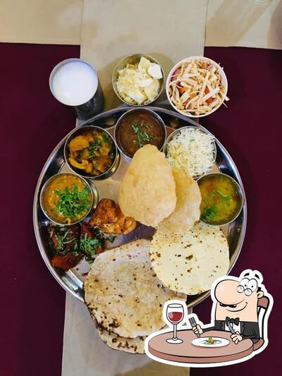 Meals at The Grand Kohinoor