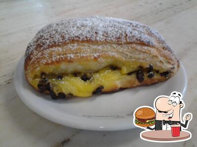 Concediti un bell'hamburger al caffè bar Distributore di carburante, autolavaggio, bar e shop