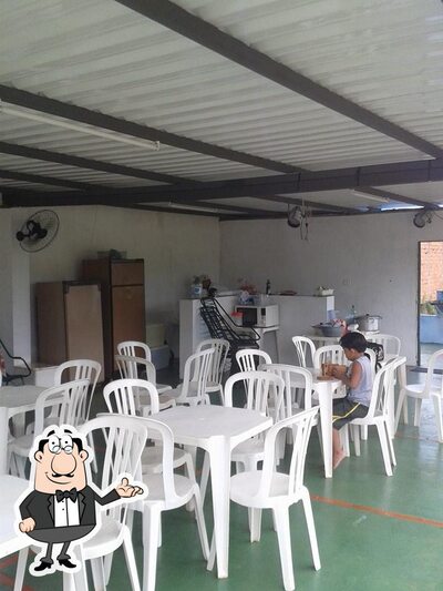 Veja imagens do interior do Churrasqueiro