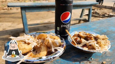 Food at Mukesh Chaat Bhandar