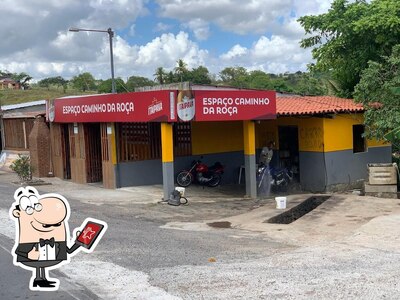 a parte exterior é uma característica importante do Bar Espaço Caminho da Roça