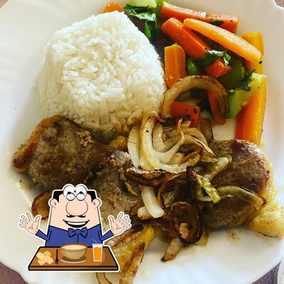 Comida em Restaurante Monjolo
