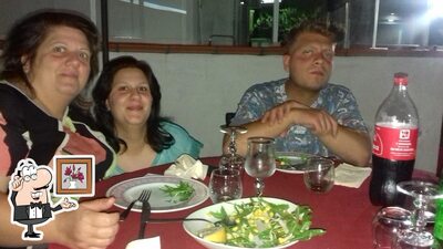 Dai un'occhiata agli interni di Bar Club La Torre