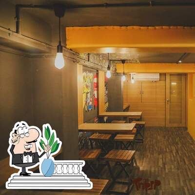 Check out the outside area of Cafe TRIPPP