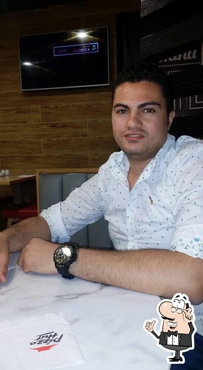 Check out how Sharma Pizza looks inside