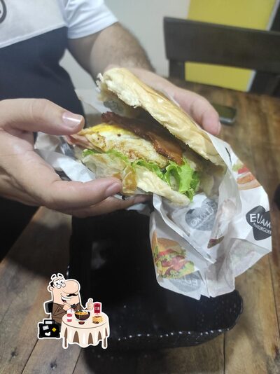 Platos en Dz7 Burguer